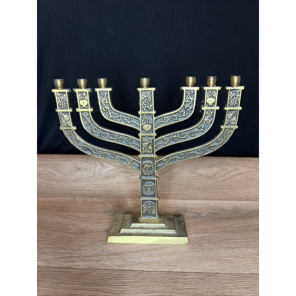 Vintage‎ Brass Judaica Jewish Menorah Candle Holder Brass 7 Candles